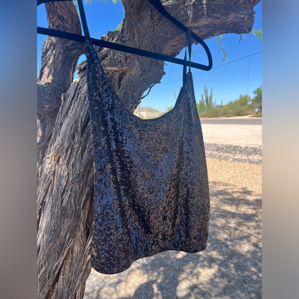 *NWOT* Express Black Sequin Tank, M ✨🖤